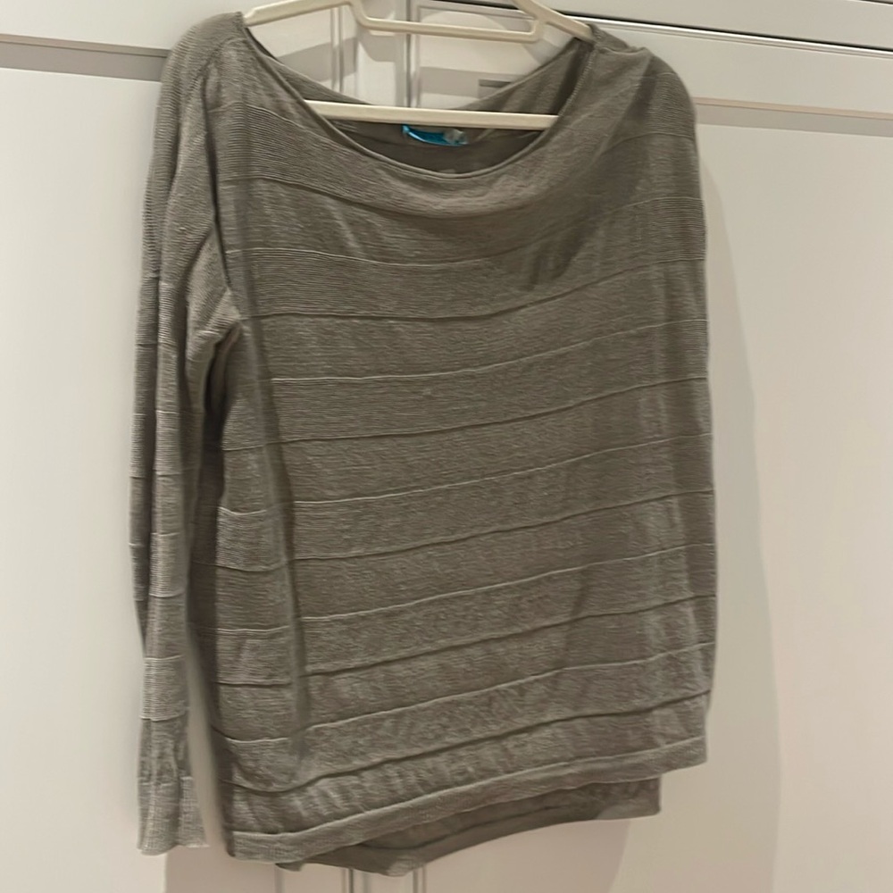 Alice and Olivia oversized tan top